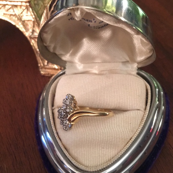 14k gold Diamond cluster ring W/appraisal - Picture 9 of 10